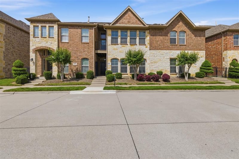 1432 Arapaho Drive, Carrollton TX 75010 - Photo 2