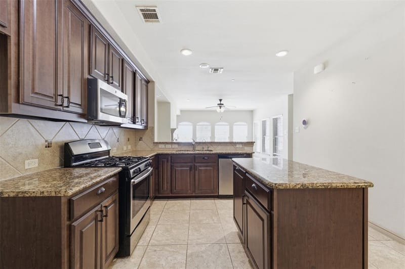 1432 Arapaho Drive, Carrollton TX 75010 - Photo 12