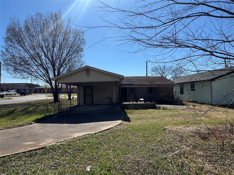 1118 E 13th Avenue, Corsicana TX 75110 - Photo 4