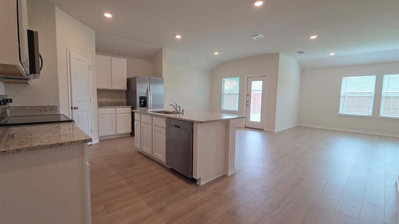 211 Desert Willow Drive, Royse City TX 75189 - Photo 11