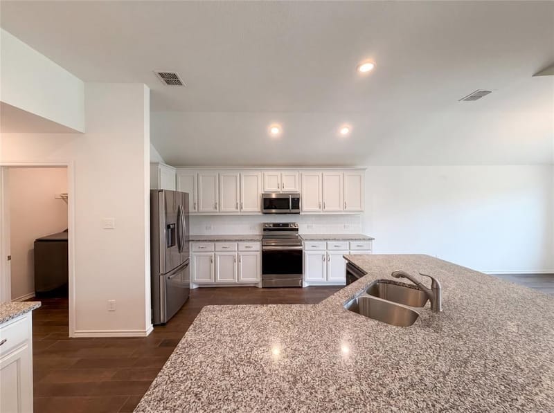1631 Glade Meadows Drive, Burleson TX 76058 - Photo 6