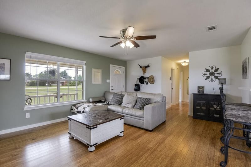 339 Meadow Lane, Red Oak TX 75154 - Photo 6