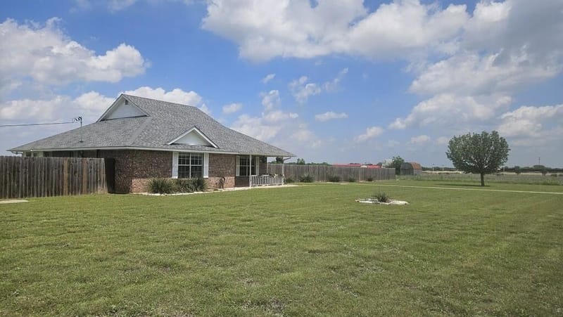 339 Meadow Lane, Red Oak TX 75154 - Photo 35