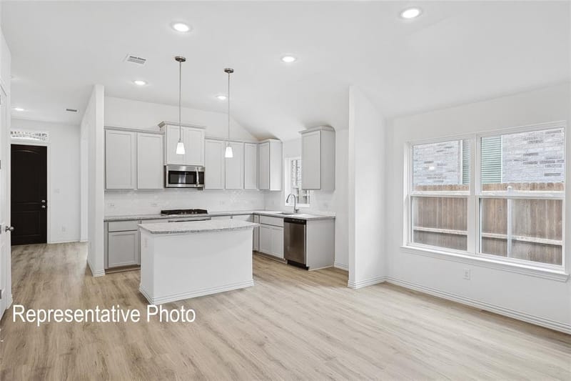 4372 Biddle Street, Midlothian TX 76065 - Photo 7