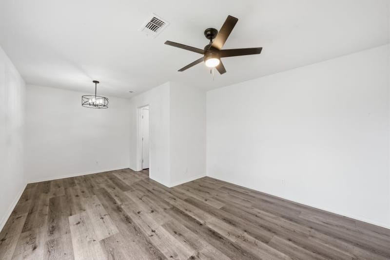 1900 MAHALIA Drive, Waco TX 76705 - Photo 21