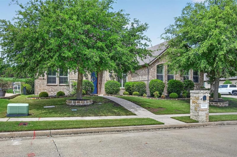 4500 Knoll Ridge Drive, Fort Worth TX 76008 - Photo 33