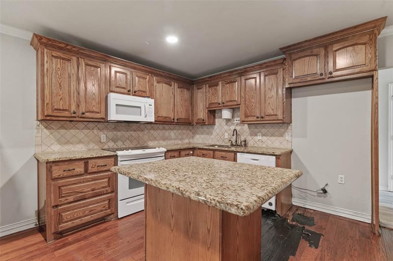201 Killough Street, Newark TX 76071 - Photo 5
