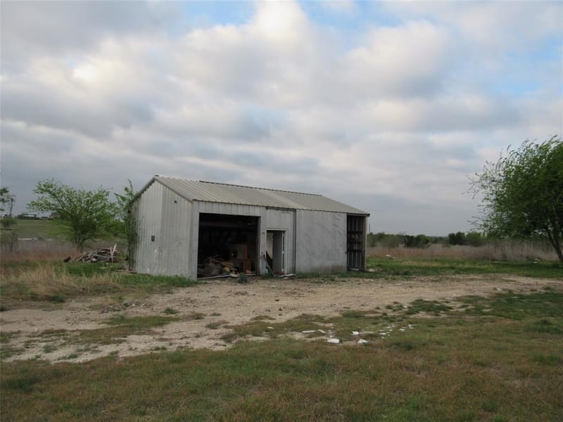 556 Private Road 3551, Valley Mills TX 76689 - Photo 5