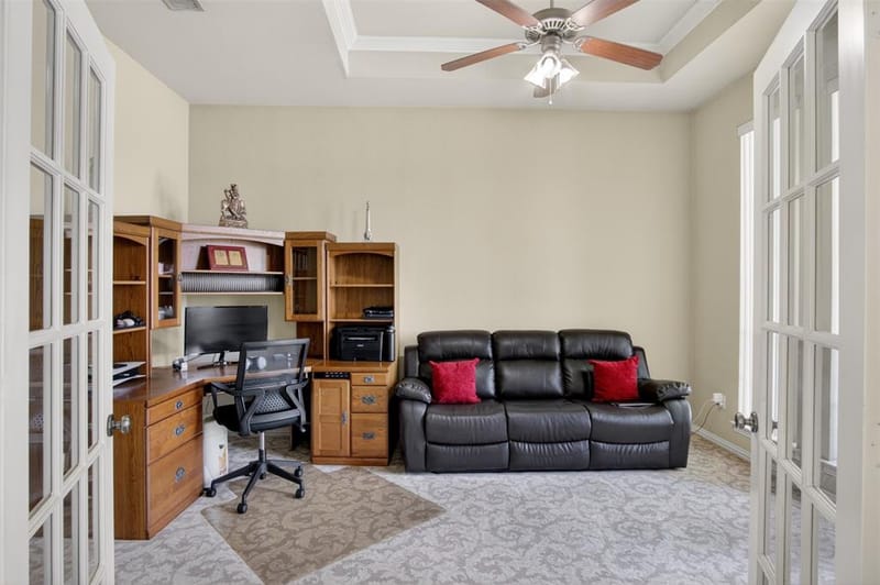 2416 PARK RUN DRIVE, Arlington TX 76016 - Photo 4