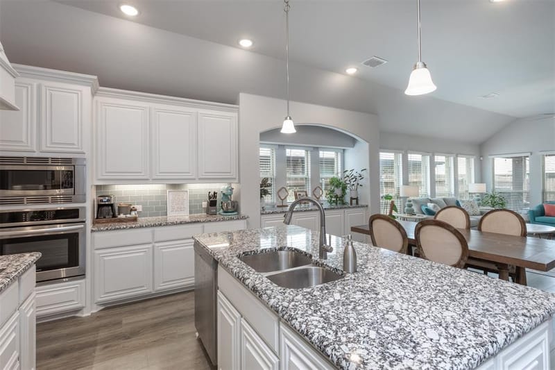 204 Garden Grove Drive, Waxahachie TX 75165 - Photo 8