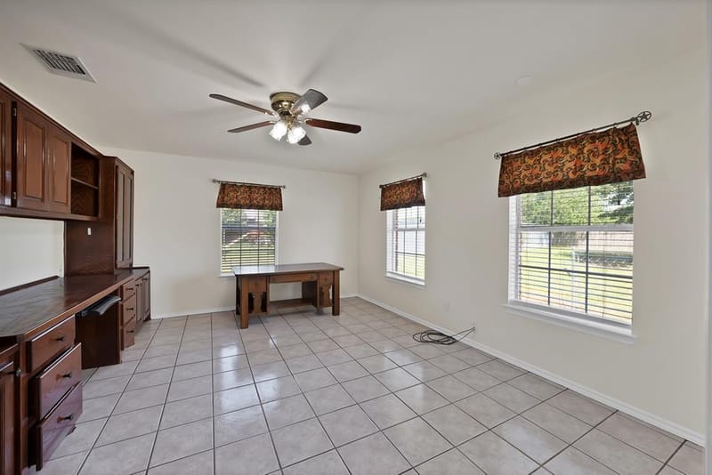 1815 Newport Road, Weatherford TX 76086 - Photo 10