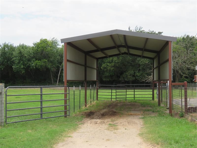 1815 Newport Road, Weatherford TX 76086 - Photo 37
