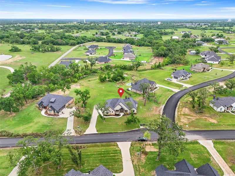 105 Clayton Crossing, Springtown TX 76082 - Photo 38