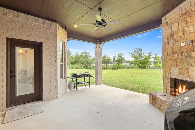 105 Clayton Crossing, Springtown TX 76082 - Photo 29