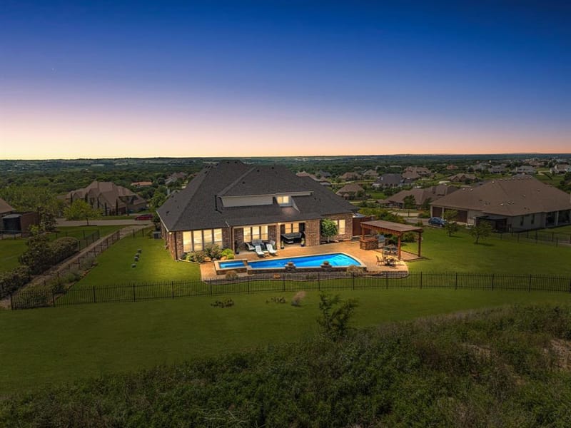 12731 Bella Roma Drive, Fort Worth TX 76126
