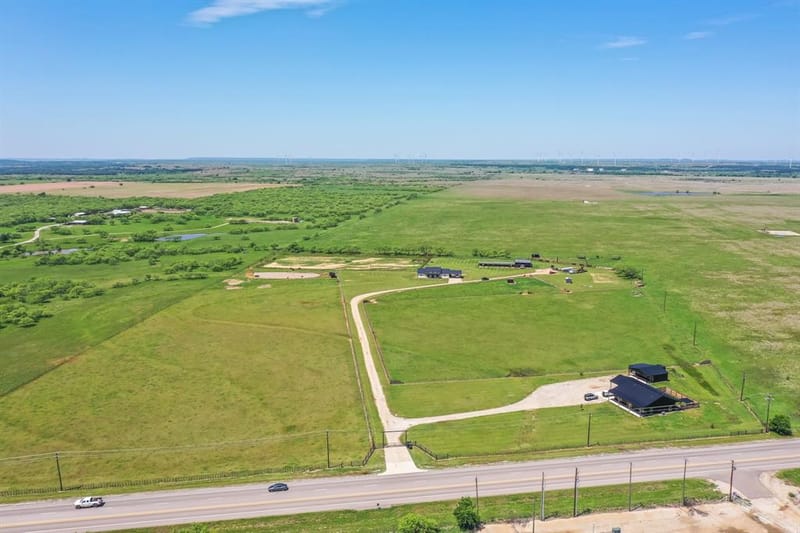 6384 US HWY 281 S, Jacksboro TX 76458 - Photo 37