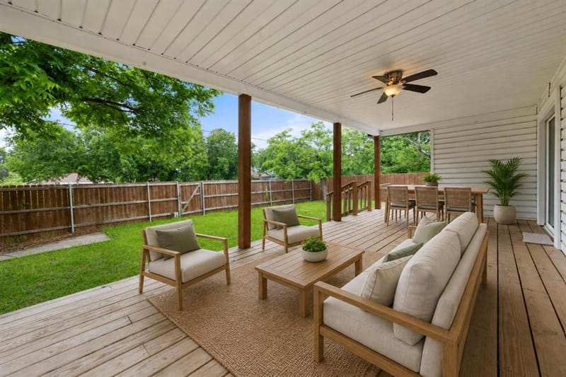 1710 Western Park Drive, Dallas TX 75211 - Photo 2