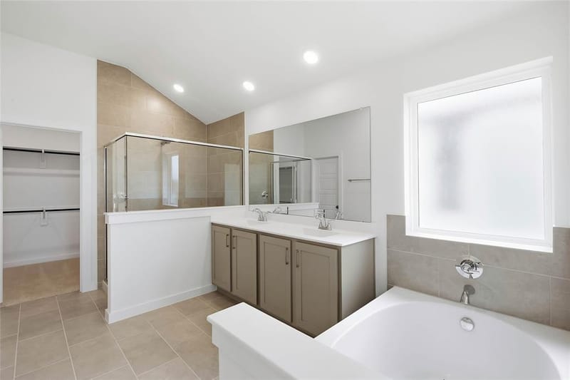 4628 Commack Drive, Fort Worth TX 76135 - Photo 22