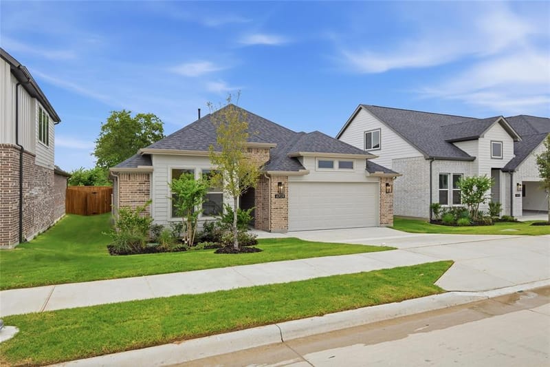 6709 Serenity Drive, Fort Worth TX 76135 - Photo 3