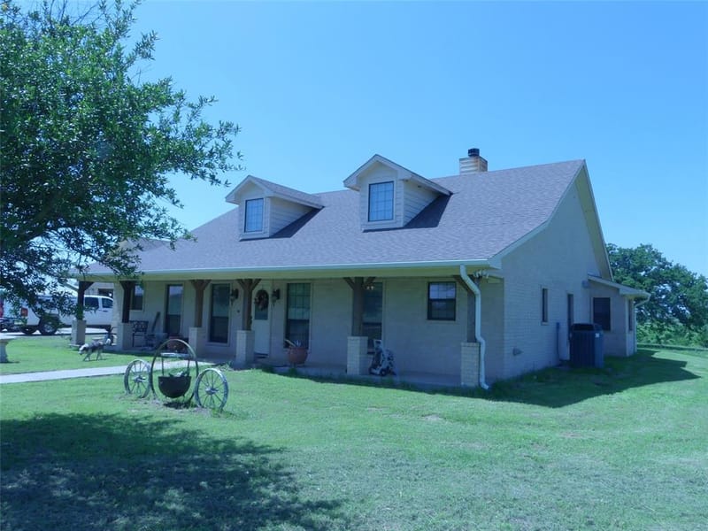 3421 School House Road, Forestburg TX 76239 - Photo 23