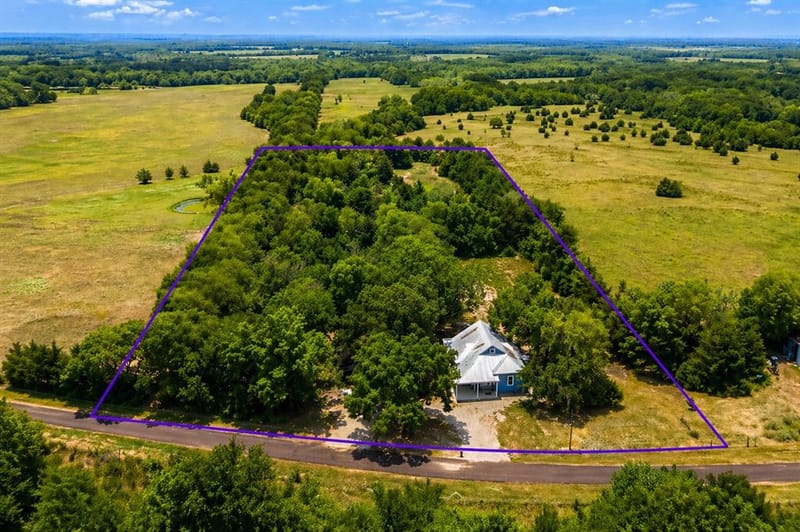 479 County Road 27450, Honey Grove TX 75477 - Photo 2