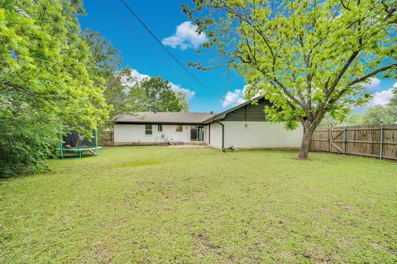 1104 Williamsburg Drive, Ennis TX 75119 - Photo 27
