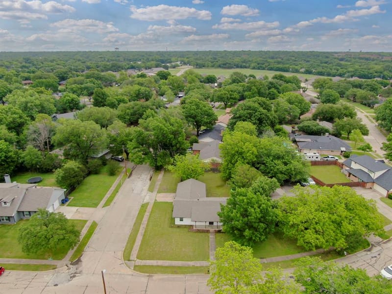 1104 Williamsburg Drive, Ennis TX 75119 - Photo 31