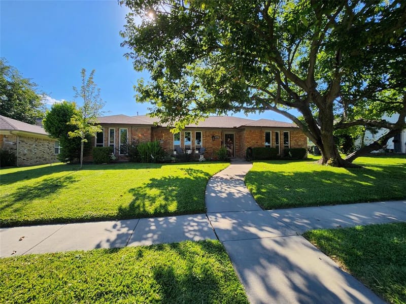 1023 Ridgefield Drive, Plano TX 75075 - Photo 2