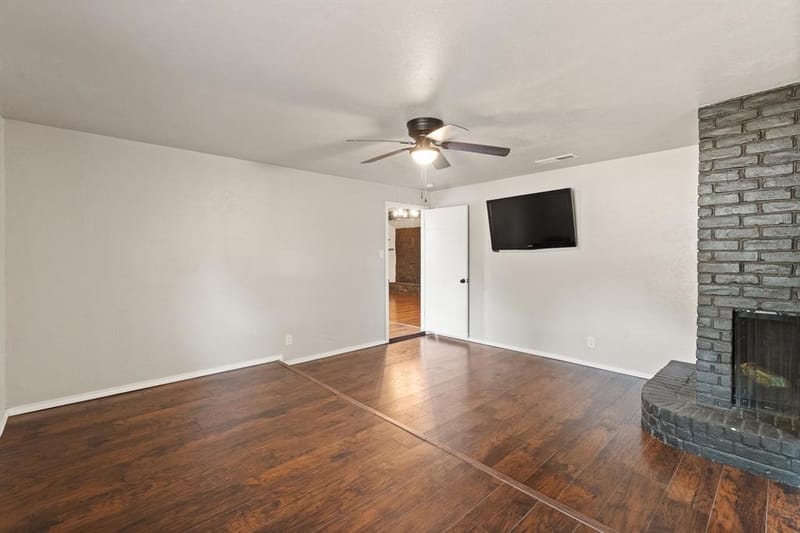 2005 Meadow Drive, Crowley TX 76036 - Photo 24