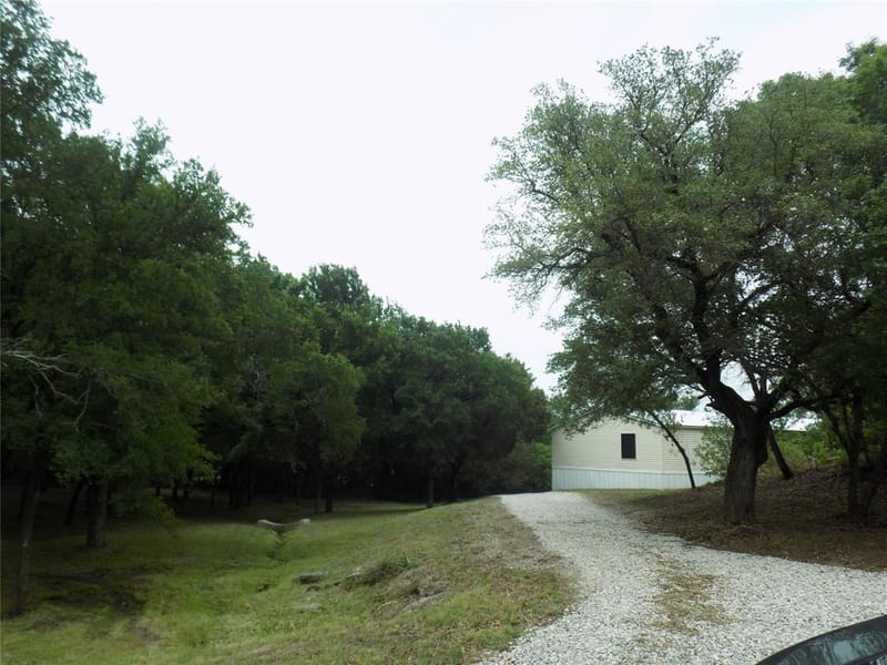 203 S Ridgeview Court, Azle TX 76020 - Photo 23