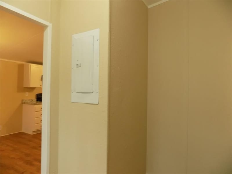 203 S Ridgeview Court, Azle TX 76020 - Photo 17
