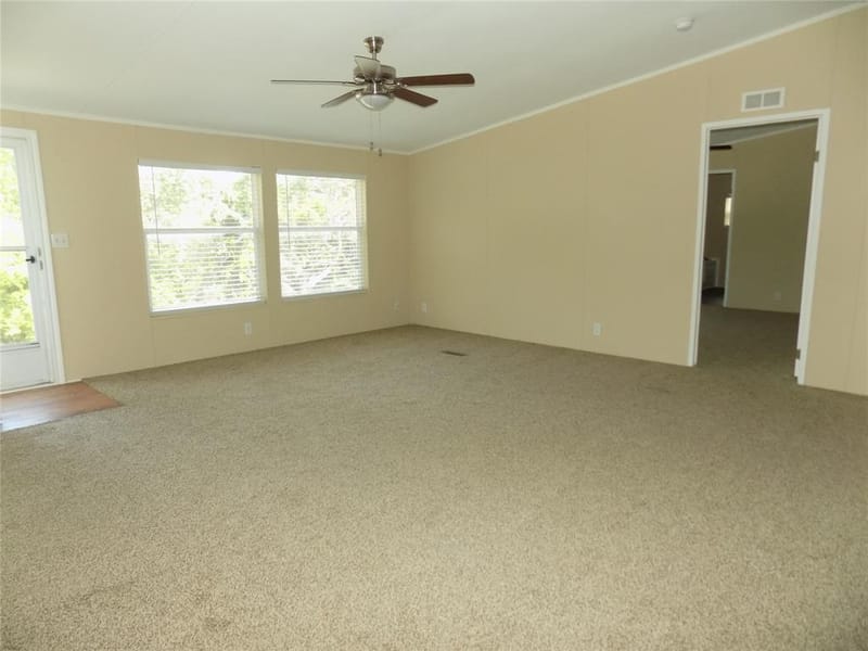 203 S Ridgeview Court, Azle TX 76020 - Photo 9