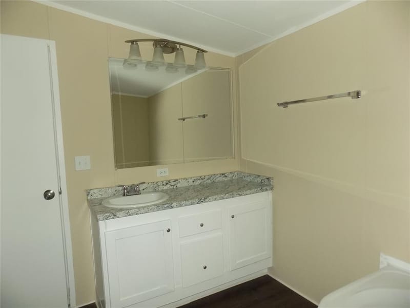 203 S Ridgeview Court, Azle TX 76020 - Photo 11