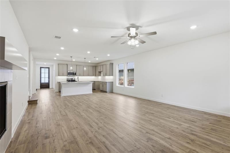 4649 Commack Drive, Fort Worth TX 76135 - Photo 6