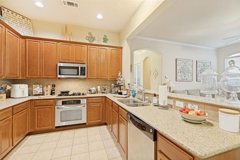 1547 Barksdale Drive, Lewisville TX 75077 - Photo 8