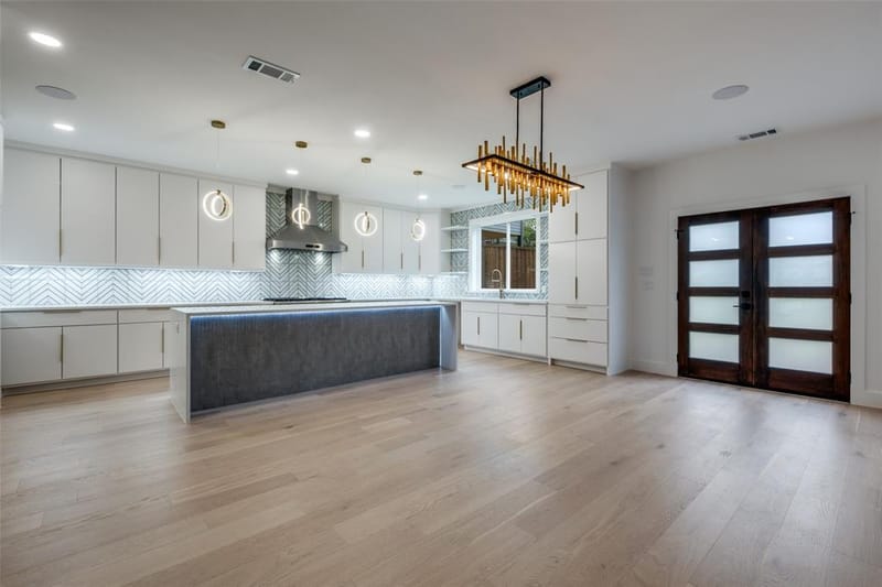 1018 Grandview Avenue, Dallas TX 75223 - Photo 16