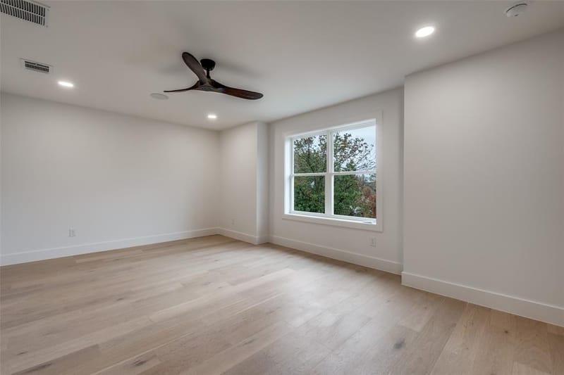 1018 Grandview Avenue, Dallas TX 75223 - Photo 30