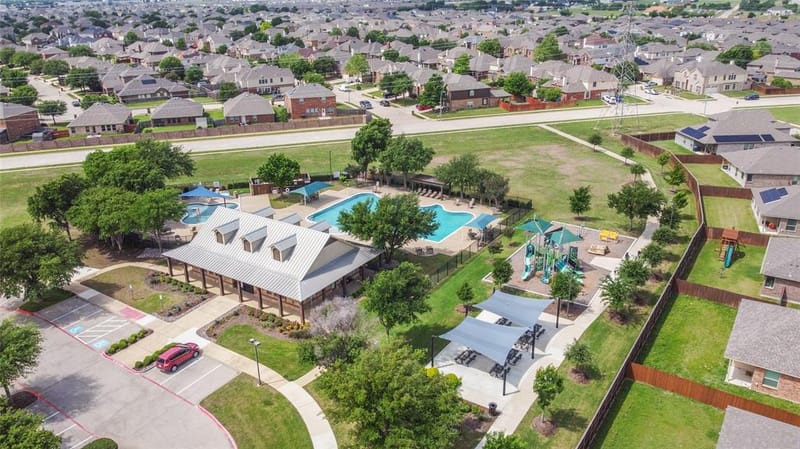 8220 Misty Water Drive, Fort Worth TX 76131 - Photo 9