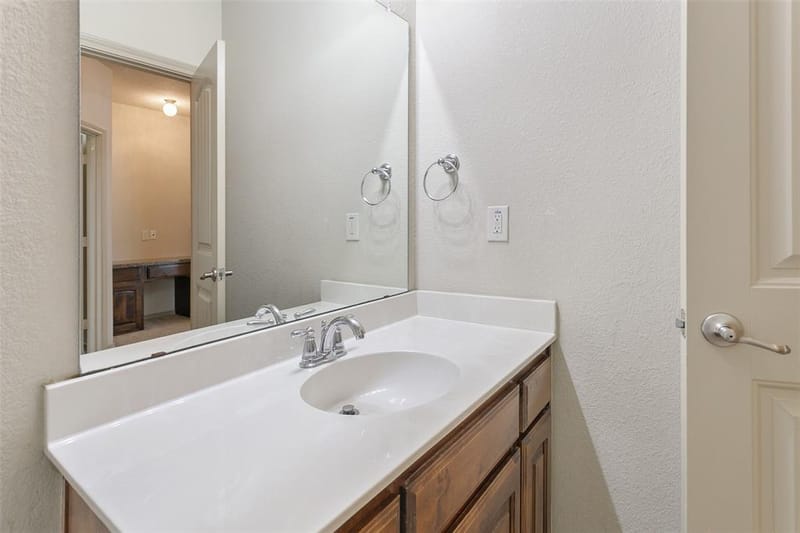 8220 Misty Water Drive, Fort Worth TX 76131 - Photo 33