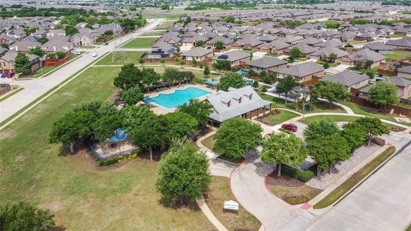8220 Misty Water Drive, Fort Worth TX 76131 - Photo 8