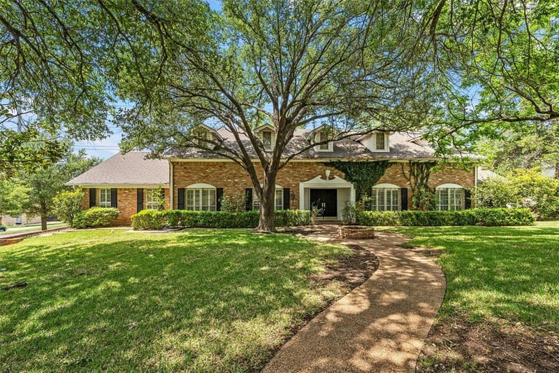 8941 Raven Drive, Woodway TX 76712