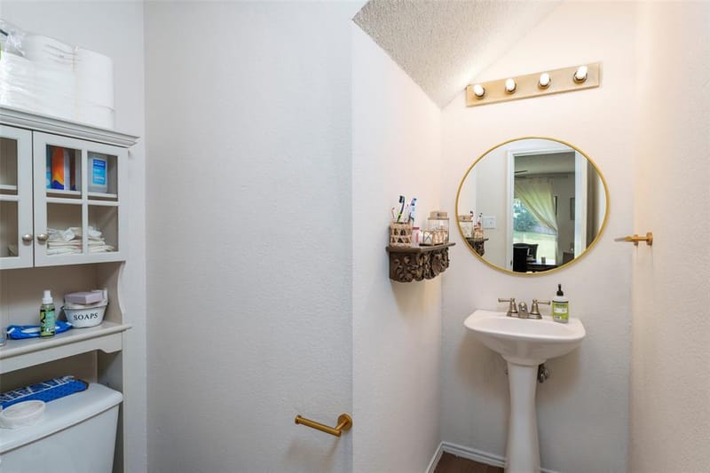8100 Colbi Lane, Fort Worth TX 76120 - Photo 17