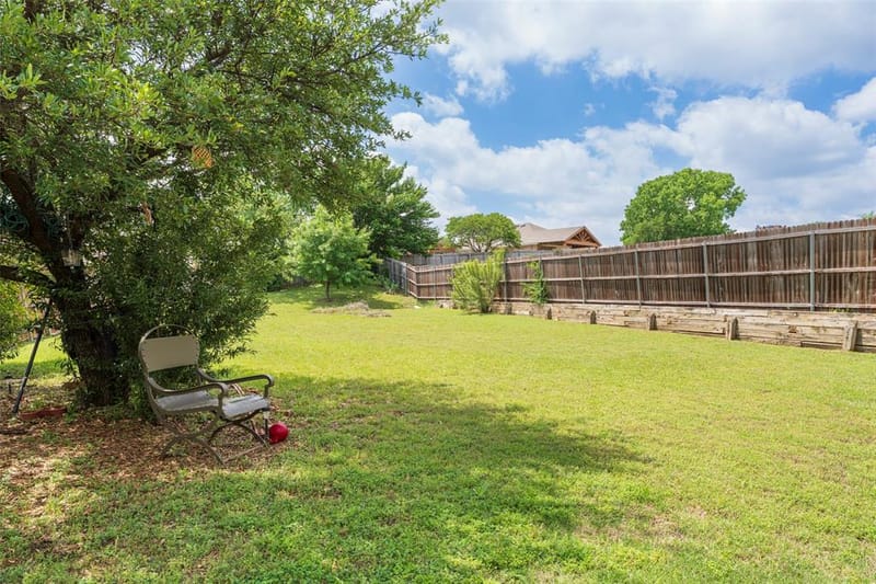 8100 Colbi Lane, Fort Worth TX 76120 - Photo 36