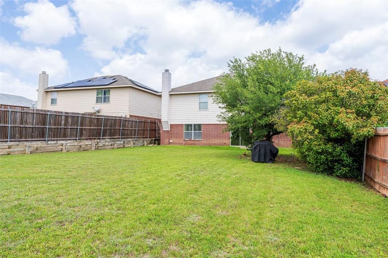 8100 Colbi Lane, Fort Worth TX 76120 - Photo 33