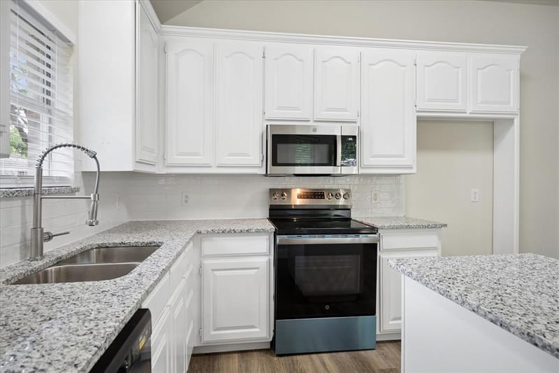 7205 Elm Wood Drive, North Richland Hills TX 76182 - Photo 14