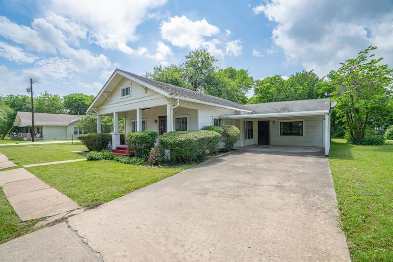 604 S Pearl Street, Trenton TX 75490 - Photo 2
