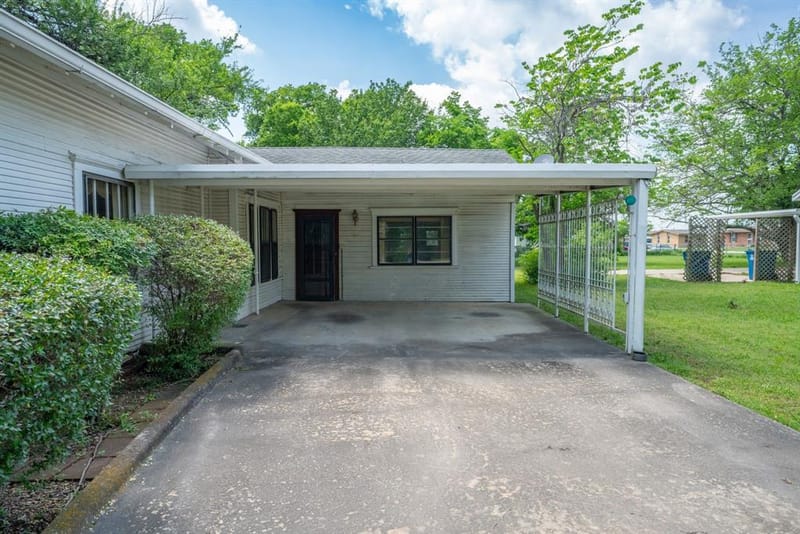 604 S Pearl Street, Trenton TX 75490 - Photo 38