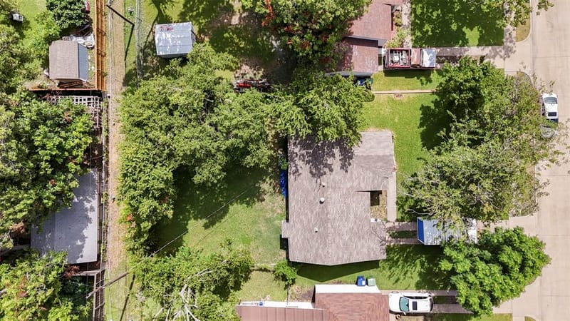 1513 Davis Boulevard, Garland TX 75042