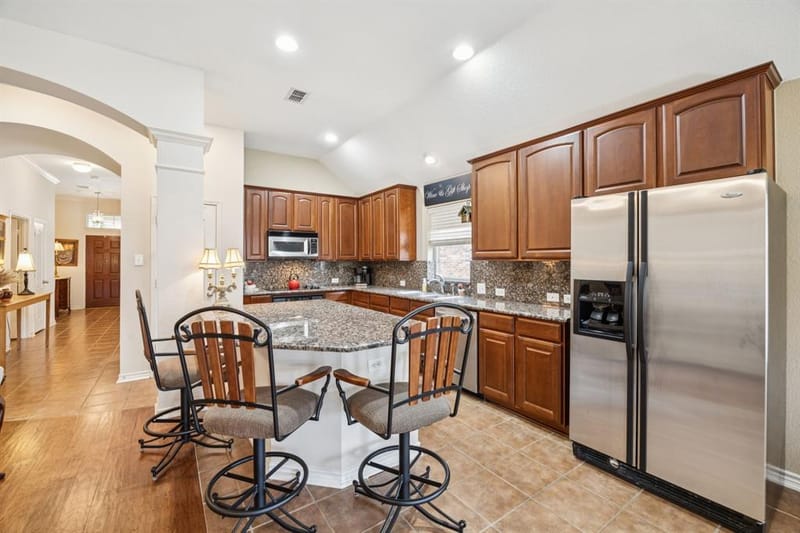 8665 Marion Drive, Frisco TX 75036 - Photo 4