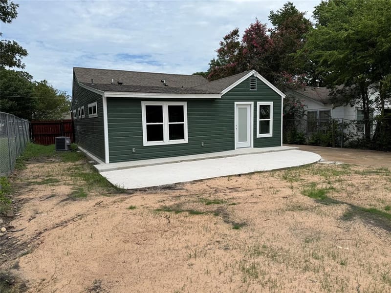 2724 Gurley Avenue, Waco TX 76711 - Photo 20